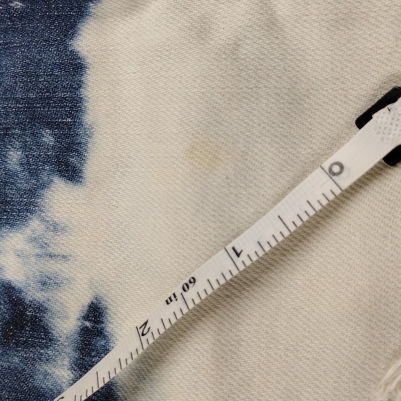 Bebe Acid Washed Ombre Distressed Ripped Shorts - Picture 15 of 16